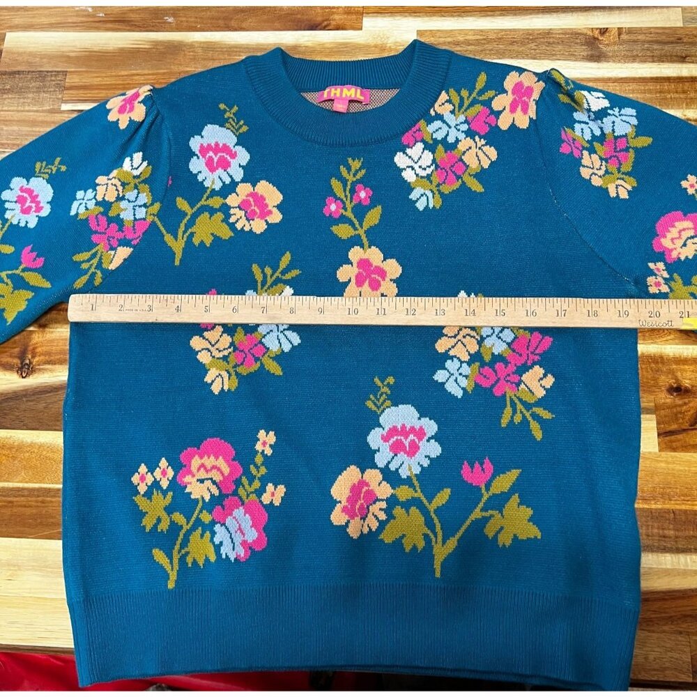 SOLD, not for sale THML Ladies short sleeve sweater, size large - Picture 9 of 9